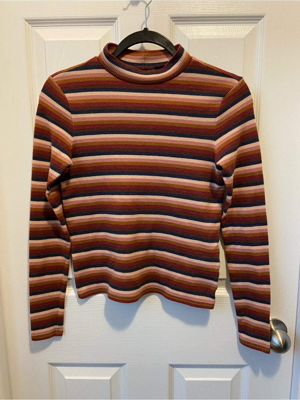 American Eagle Outfitters Striped V‑Neck Knit Top - Blue, Pink, Mustard, Rust